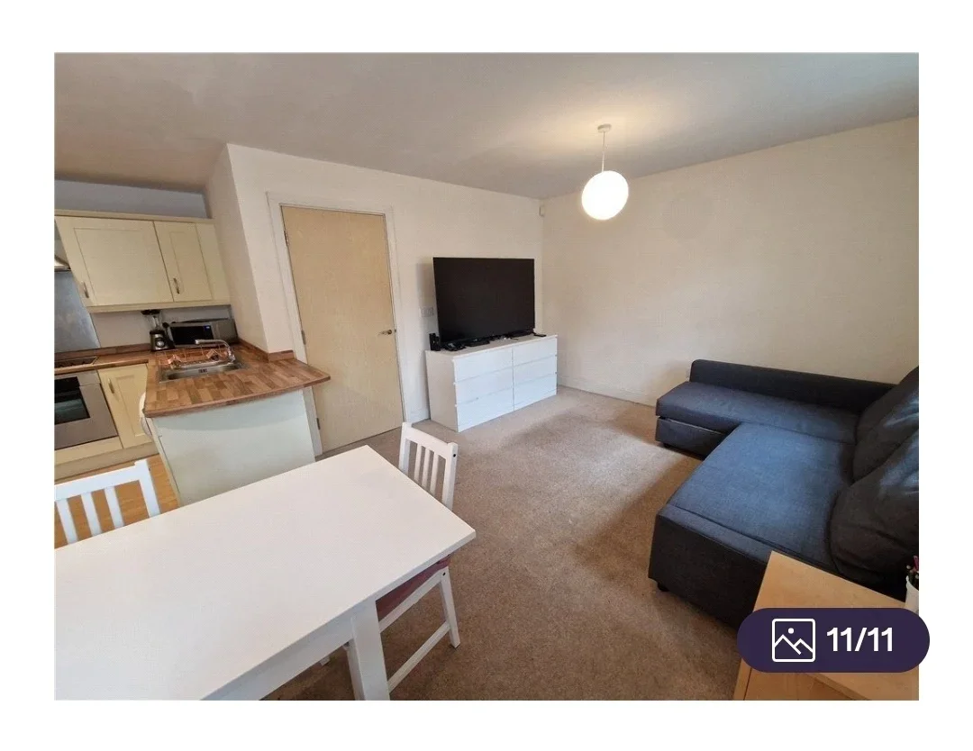 Flat Badgerdale Way in Derby