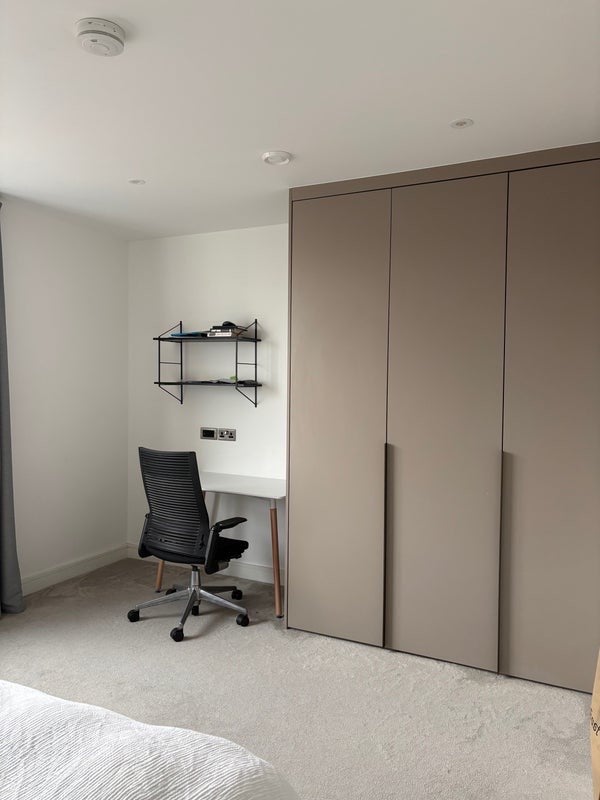 Room Hackney Road in Greater London