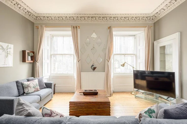 Flat Johnston Terrace in City of Edinburgh