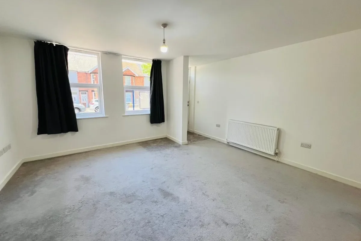 Flat Eshton Road in Eastbourne