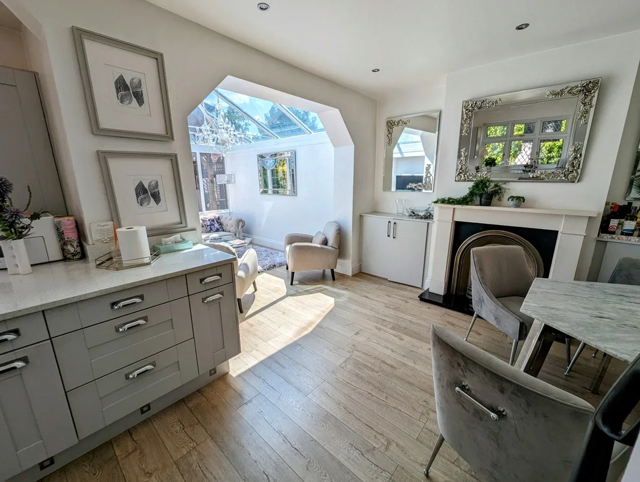 House Cherry Tree Rise in Greater London