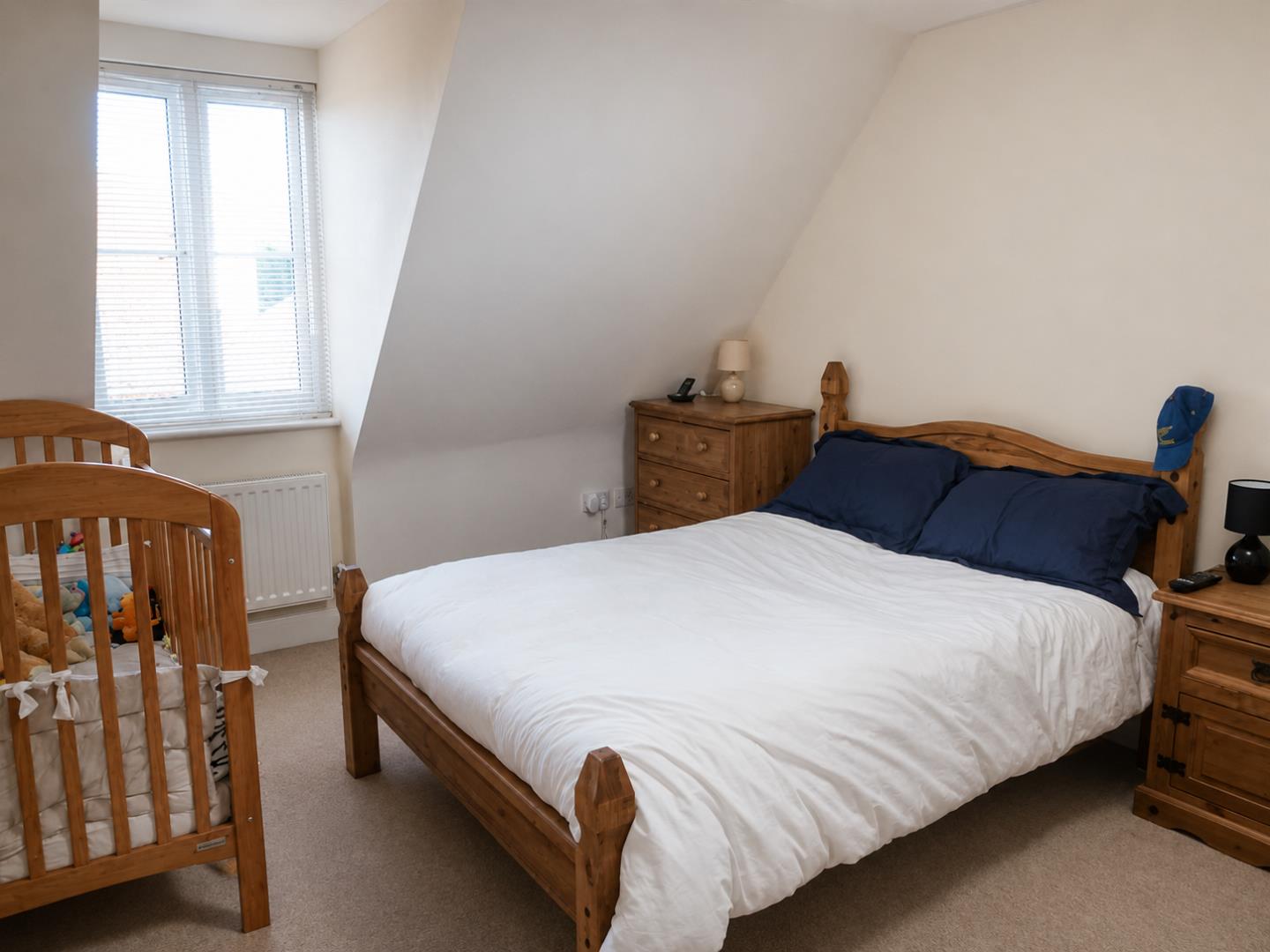 Flat Queen's Avenue in Tonbridge and Malling