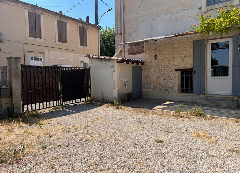 Flat Chemin Trous des Masque in Châteaurenard