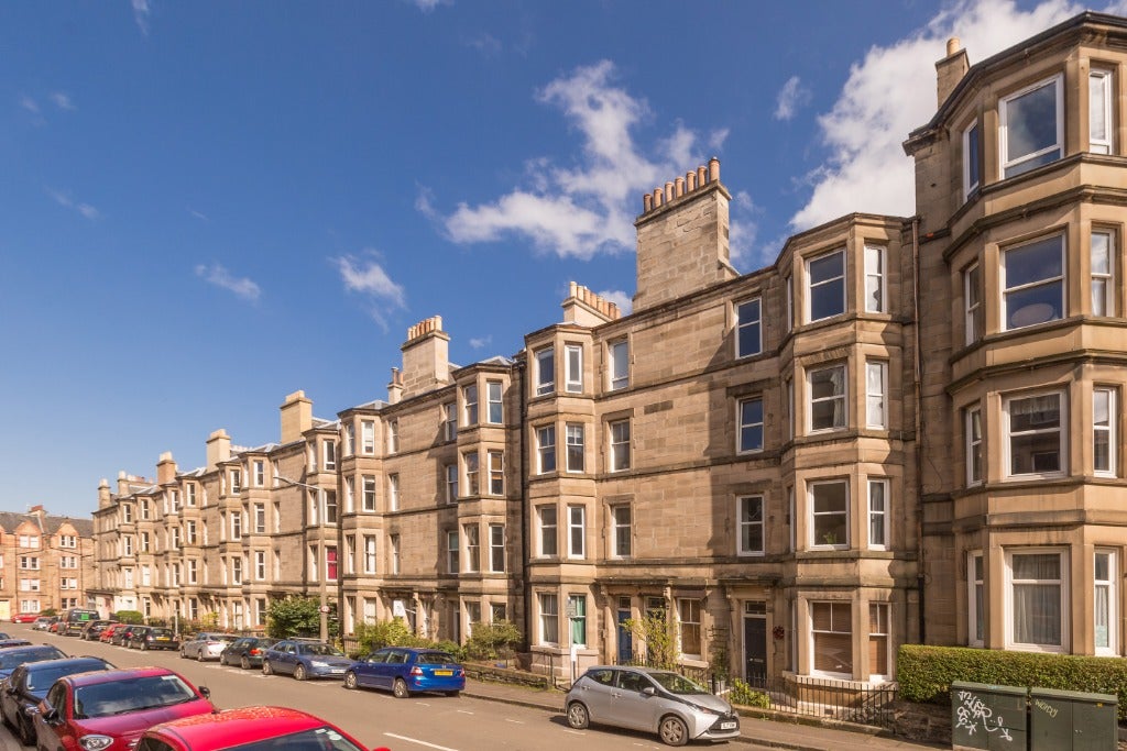 Flat Mertoun Place in City of Edinburgh