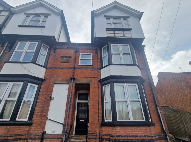 Flat Richmond Avenue in Leicester