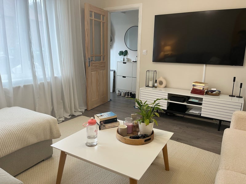 Room Olton Avenue in Nottingham