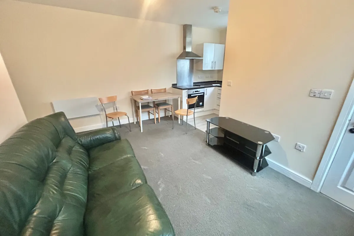 Flat Pelham Road in Nottingham
