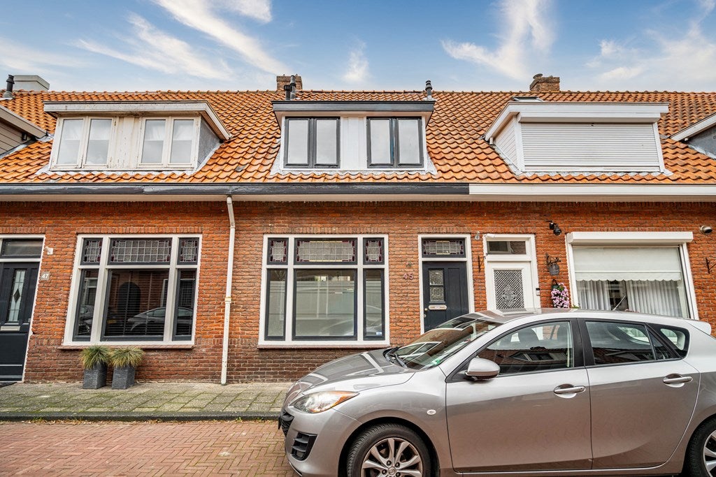 Huis Borneostraat 45 in Leiden