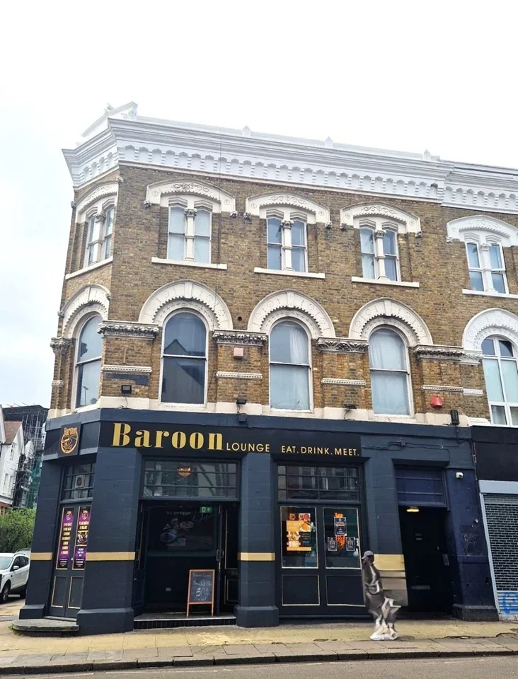 Flat Kilburn High Road in Greater London