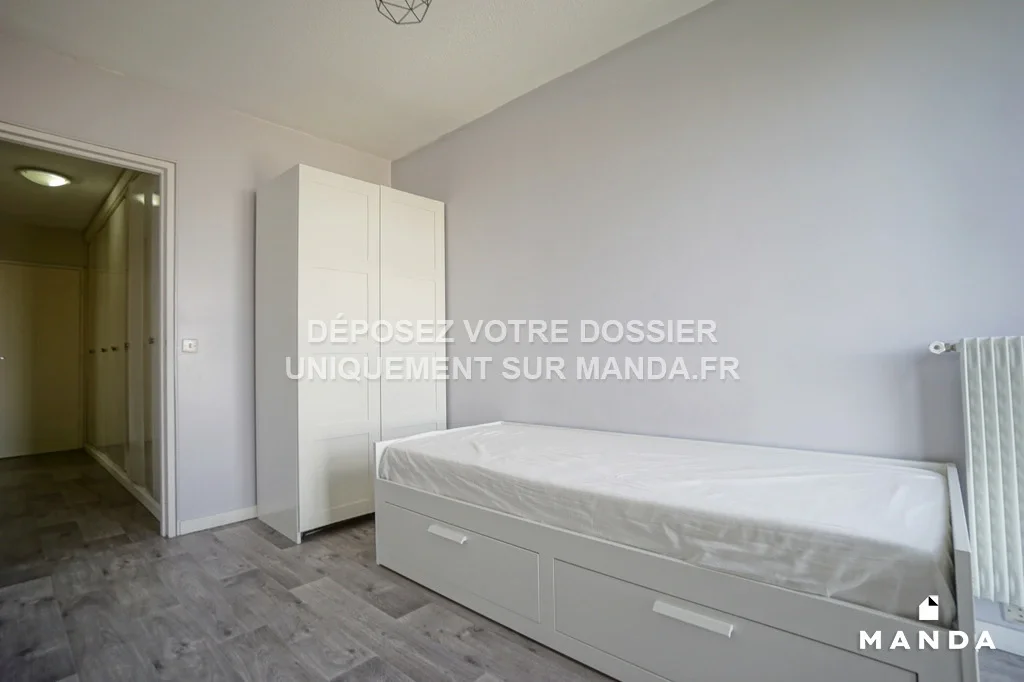 Chambre Place Jules Verne à Saint-Denis