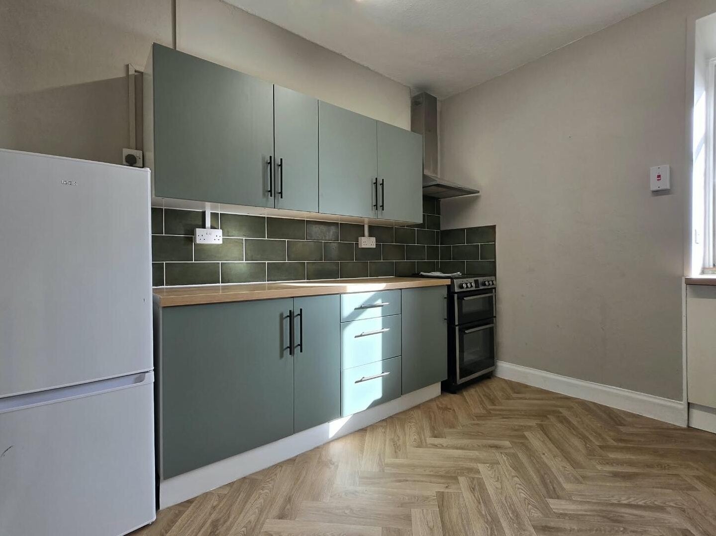 Flat Hawarden Terrace in Perth