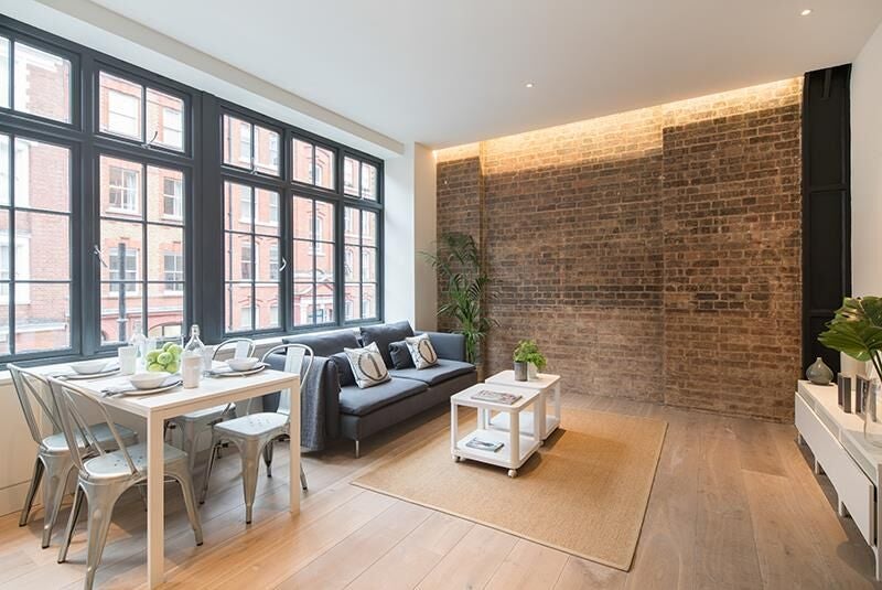 Flat Great Titchfield Street in City of Westminster