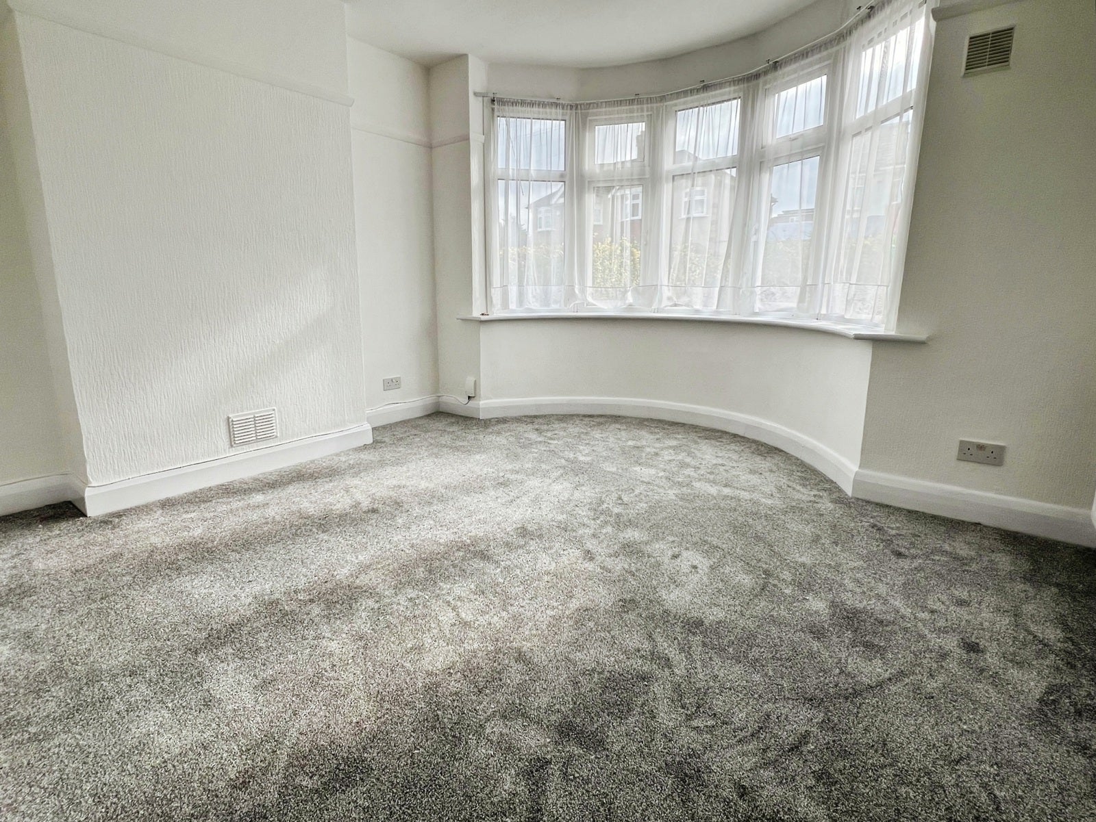 House Worple Close in Greater London