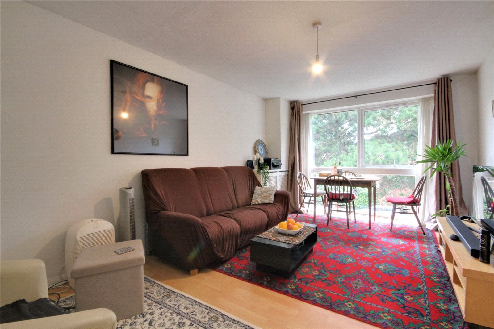 Flat Josephine Court in Reading