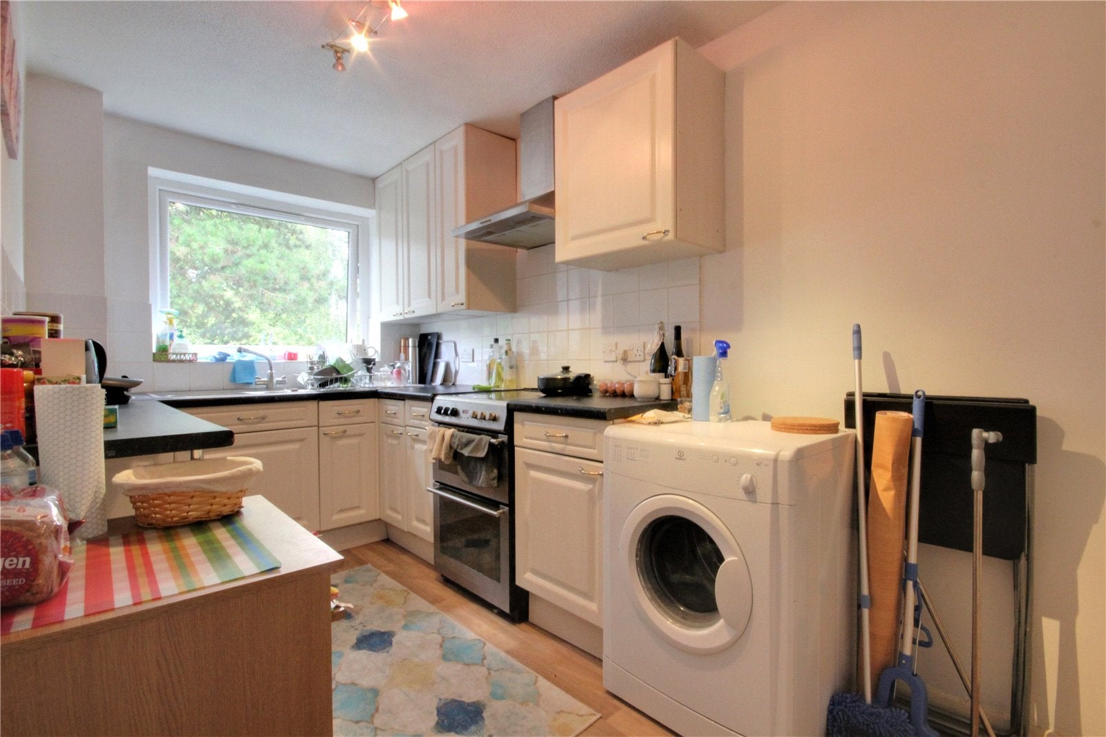 Flat Josephine Court in Reading