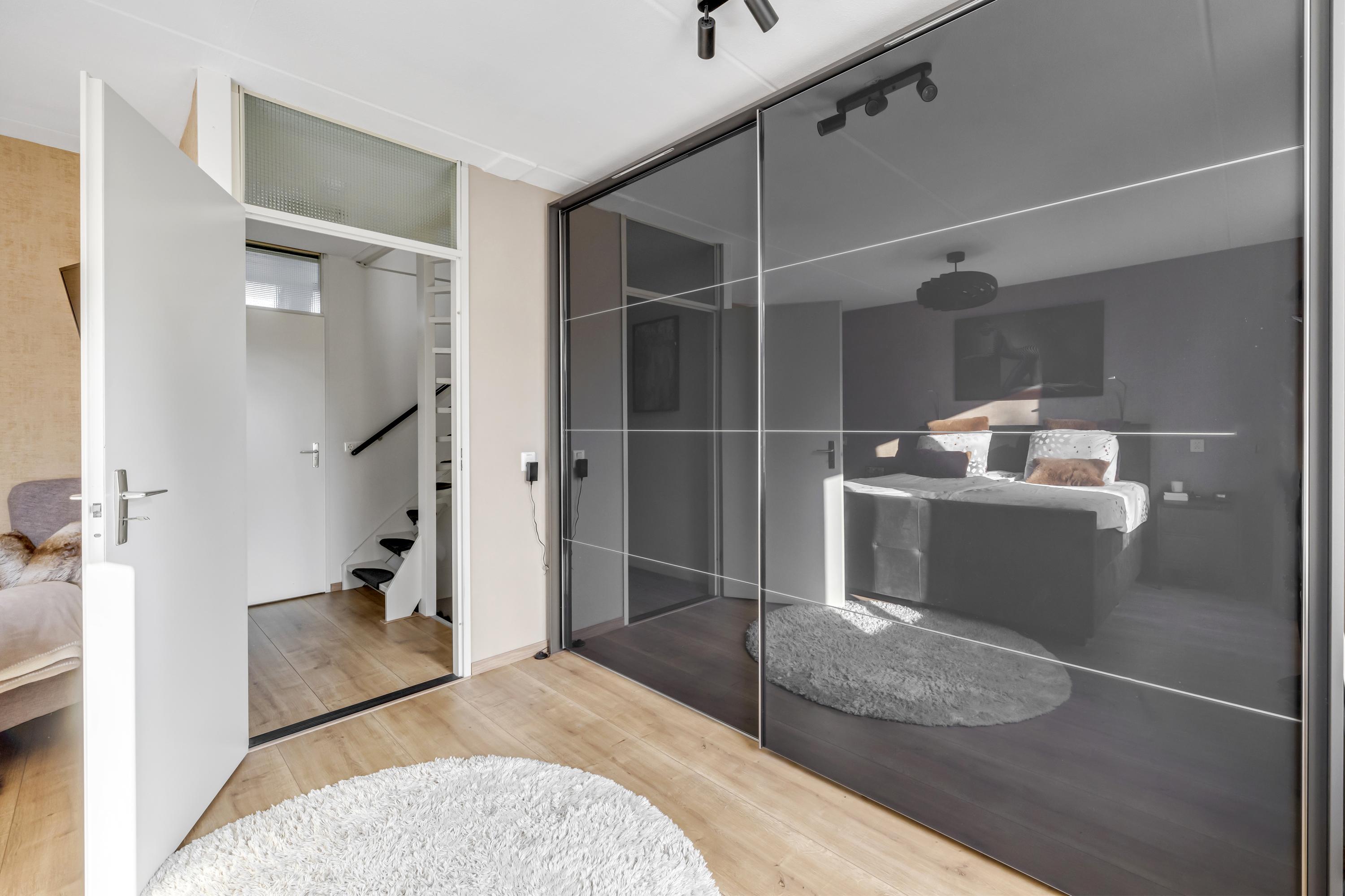 Tussenwoning te koop: Schrijnwerkerstraat 41, Schiedam