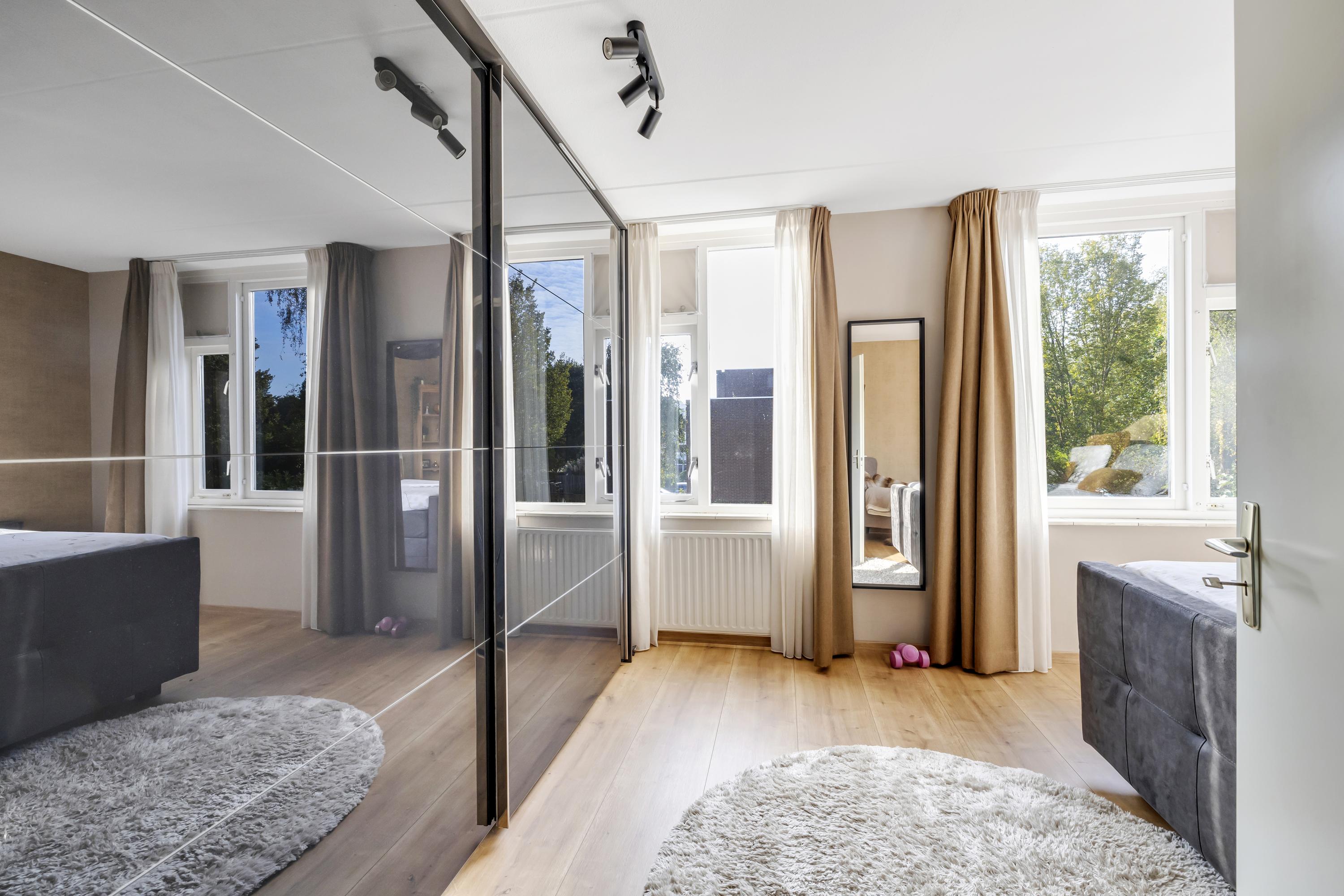 Tussenwoning te koop: Schrijnwerkerstraat 41, Schiedam