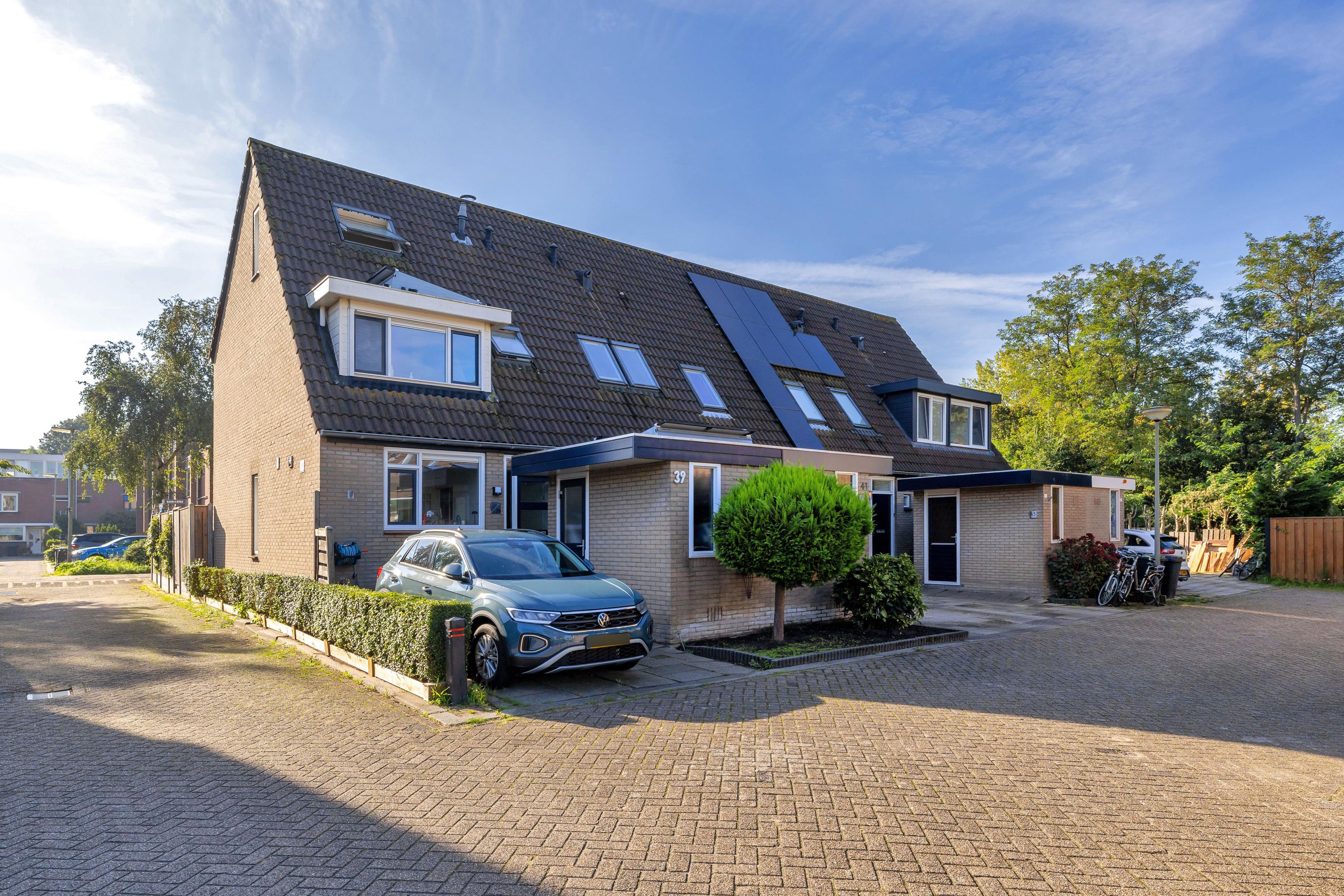Tussenwoning te koop: Schrijnwerkerstraat 41, Schiedam