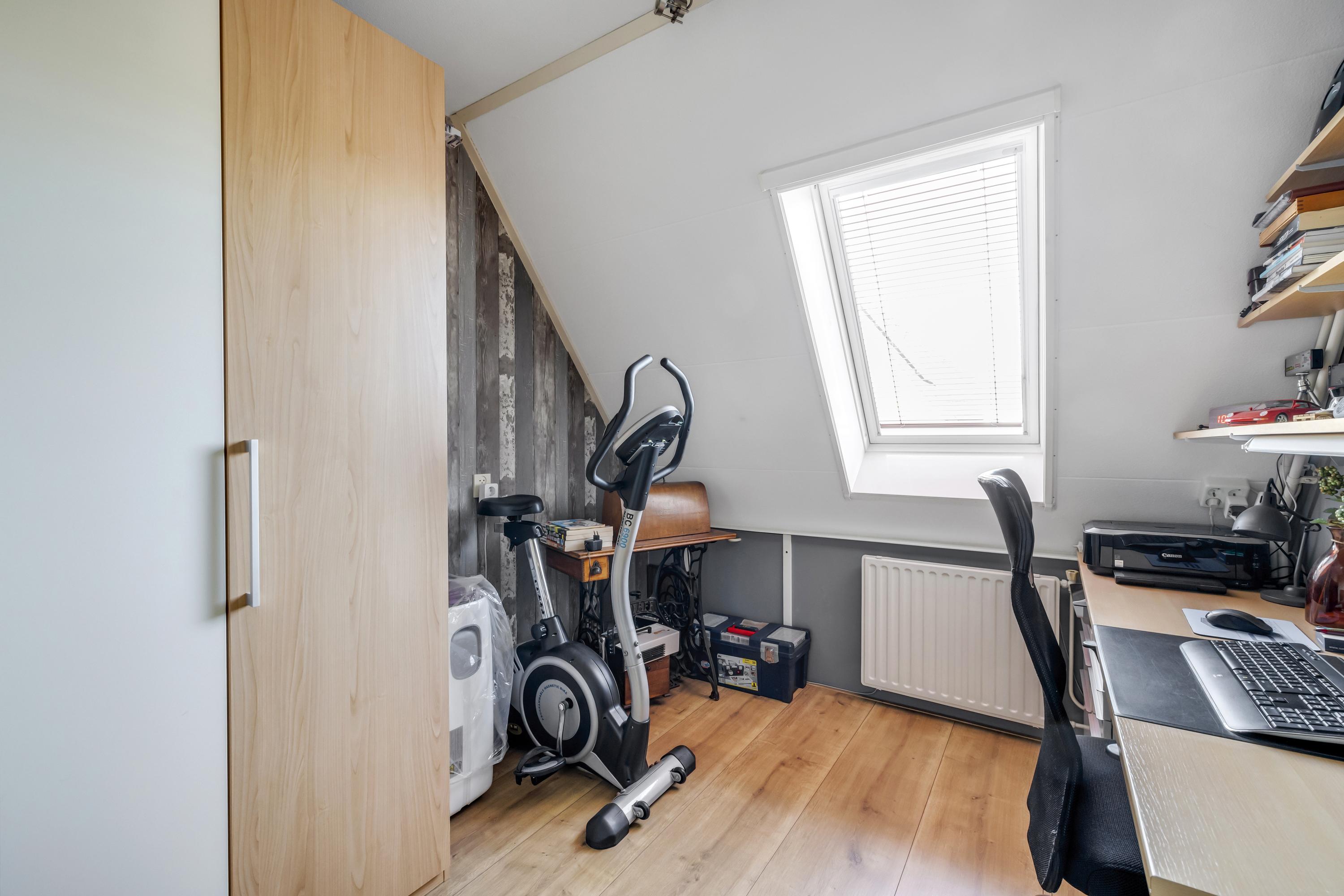 Tussenwoning te koop: Schrijnwerkerstraat 41, Schiedam
