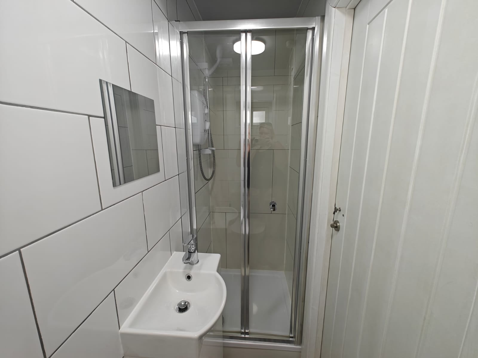 Room Louise Avenue in Bristol