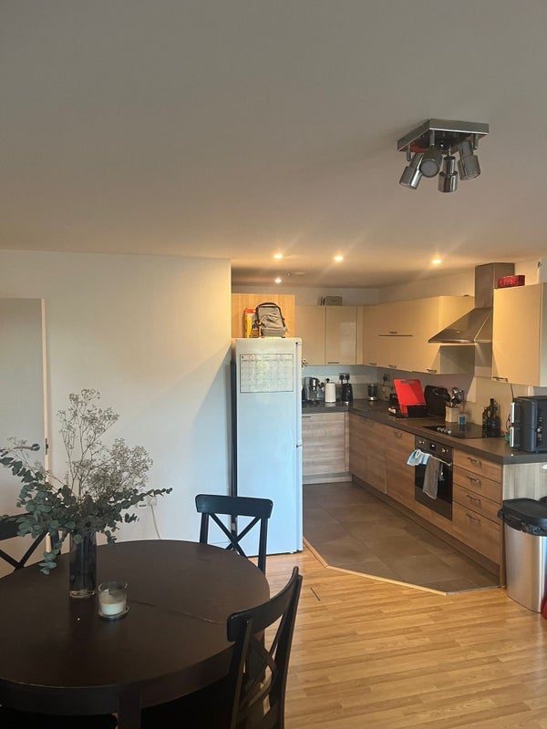 Room Homerton Road in Greater London