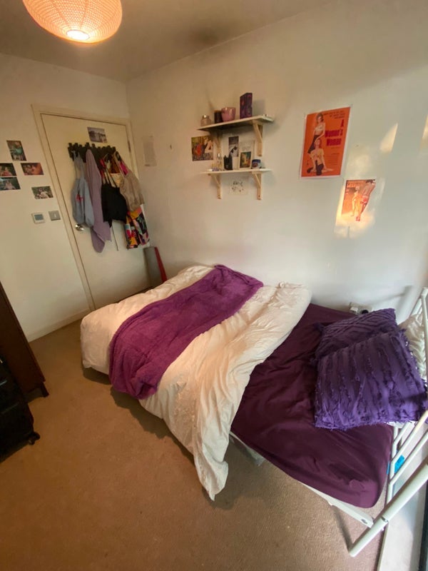 Room Homerton Road in Greater London