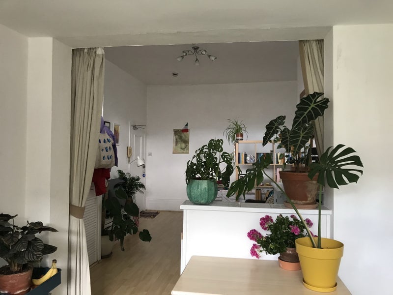 Flat Ritherdon Road in Greater London