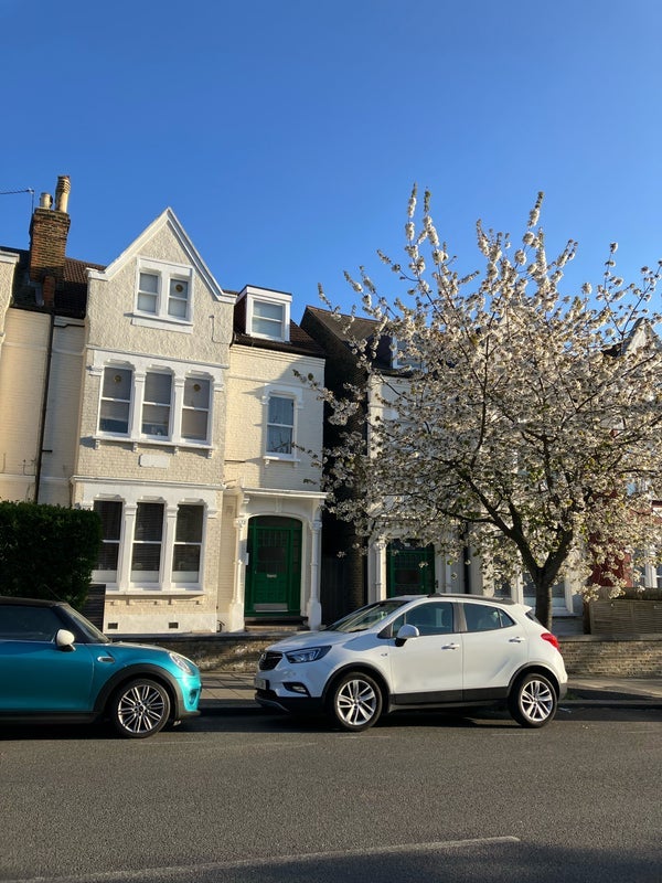 Flat Ritherdon Road in Greater London