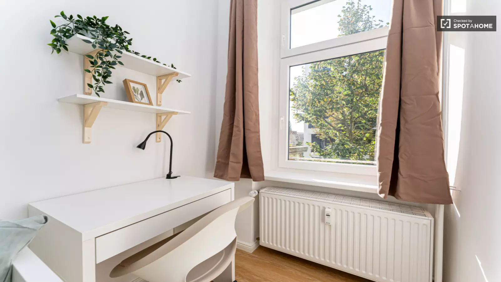 Wohnung Zeitzer Straße in Berlin