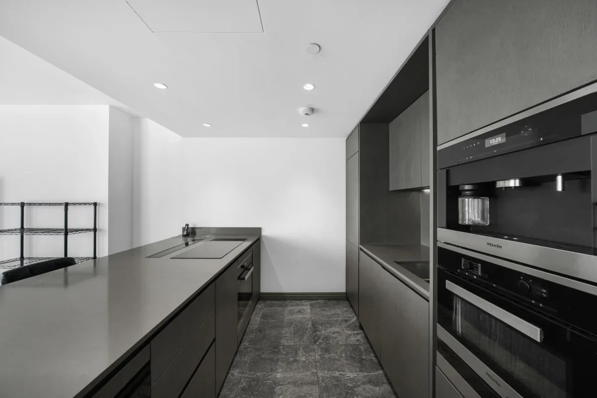 Flat Blackfriars Road in Greater London