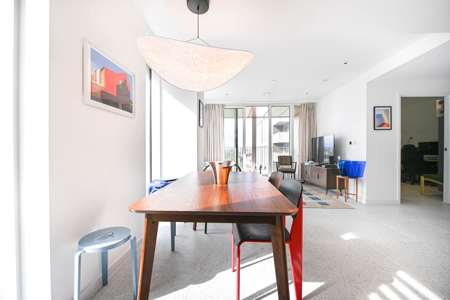 Flat Cendal Crescent in Greater London