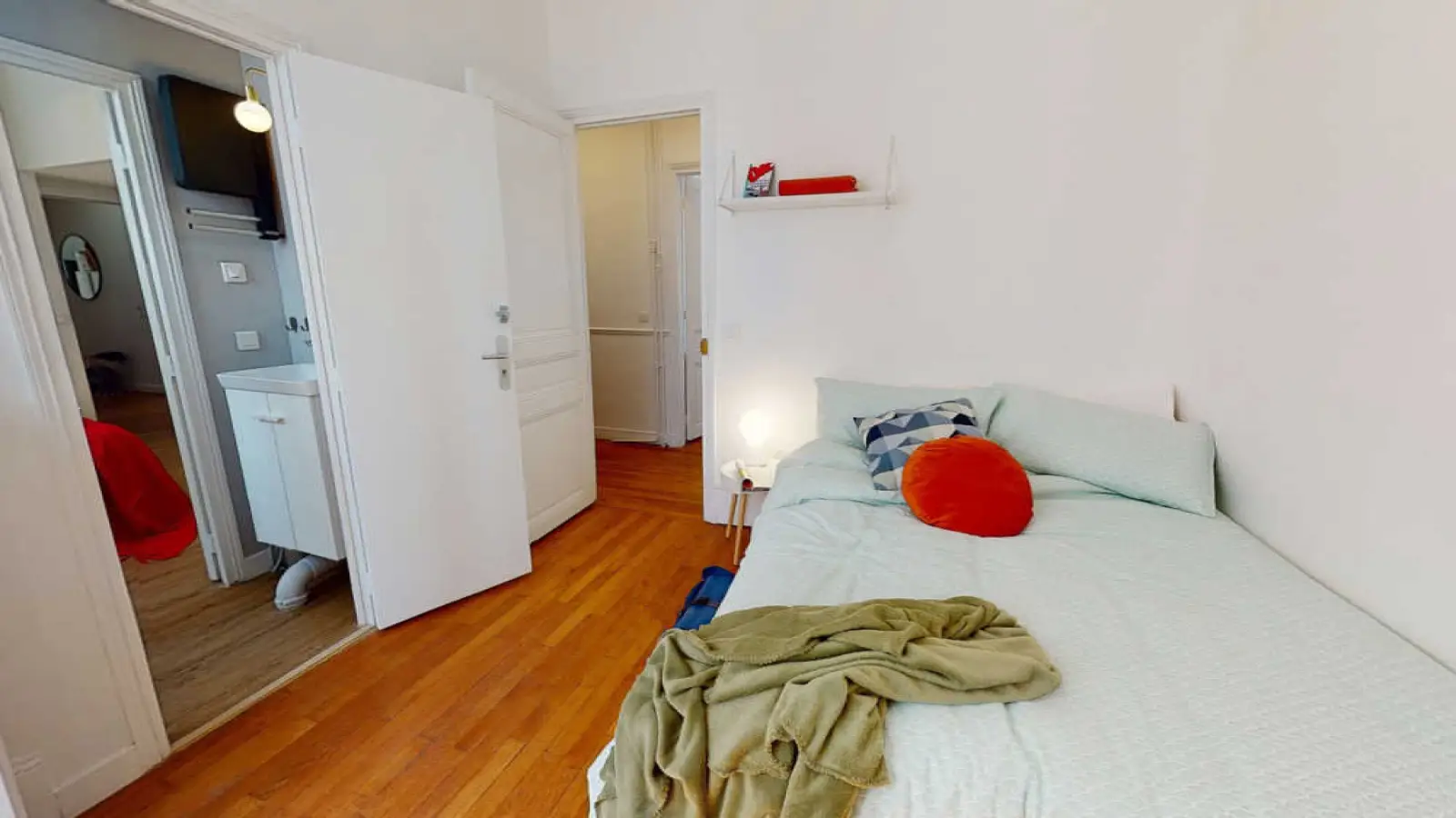 Room Rue Émile Duclaux in Paris