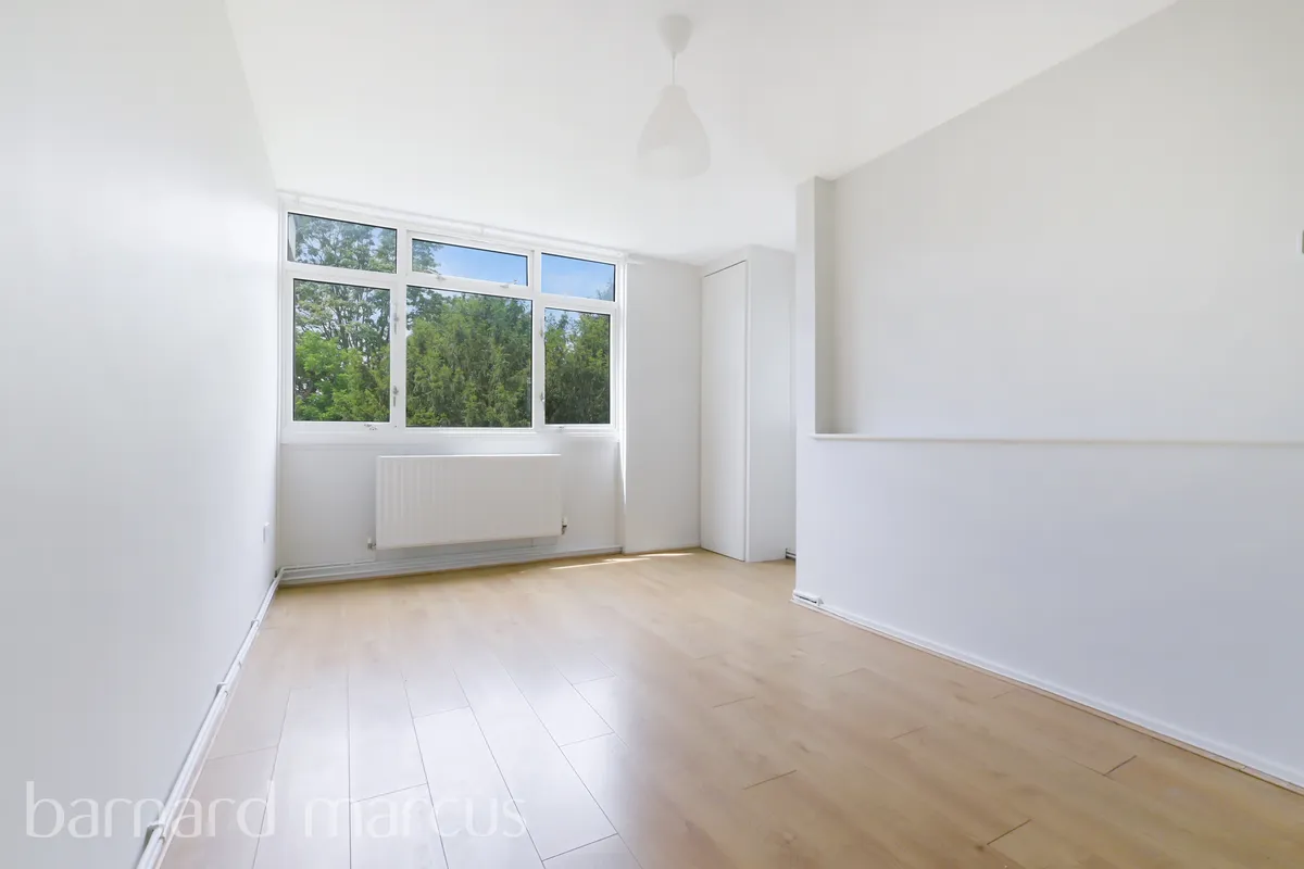 Flat Montfort Place in Greater London