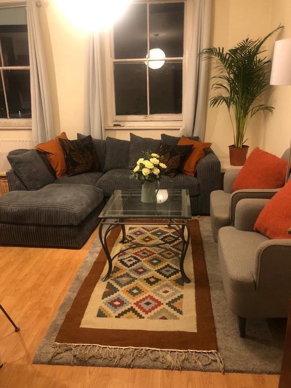 Room Liverpool Road in Greater London