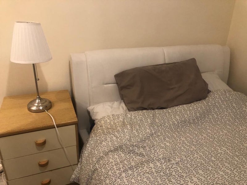 Room Liverpool Road in Greater London