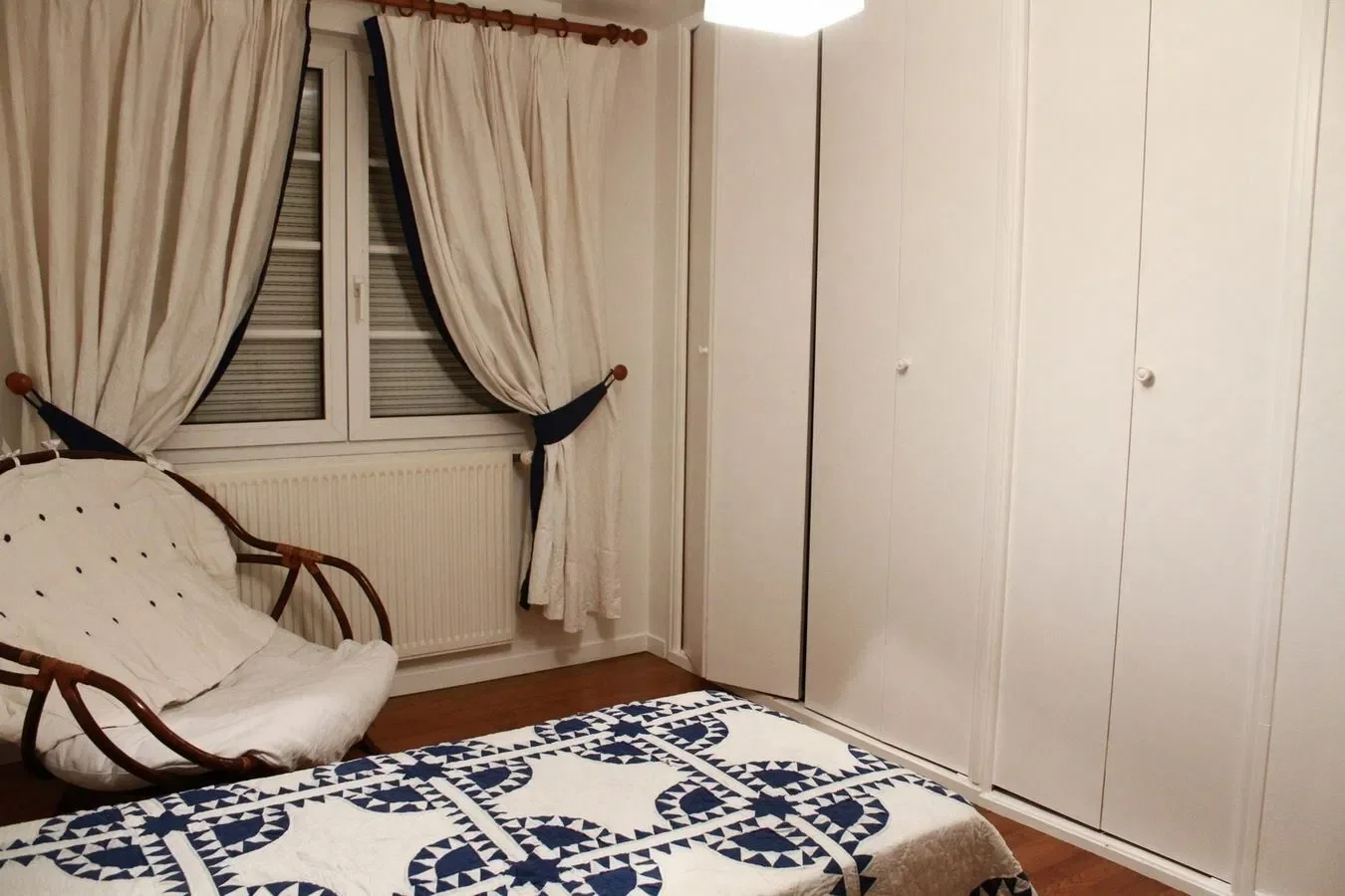 Room Allée du Parc de la Bièvre in L'Haÿ-les-Roses