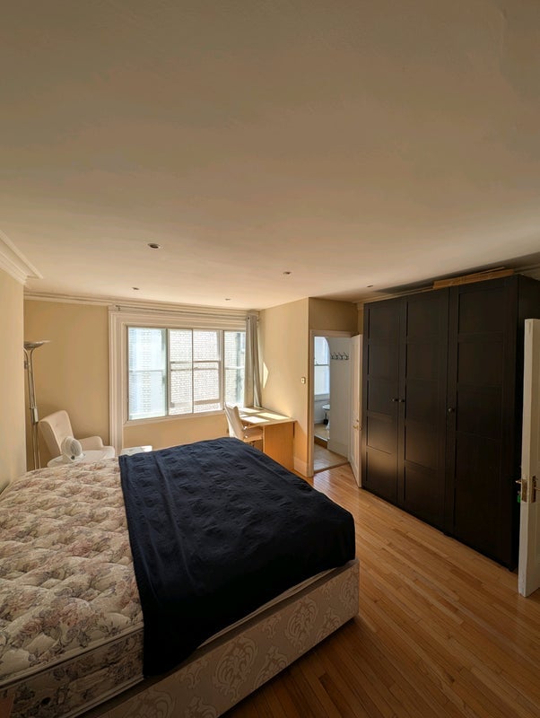 Room Transept Street in City of Westminster