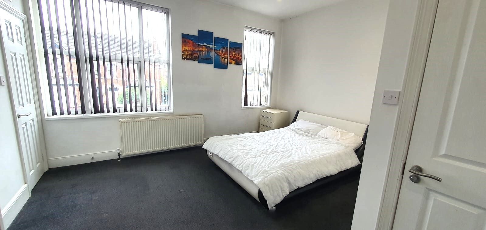 Room Queens Road in Doncaster