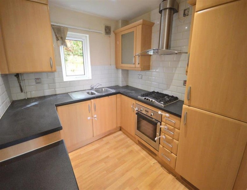 Flat Central Avenue in Sale