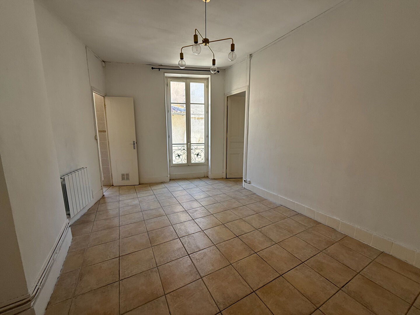 Appartement Place du Chapitre à Nîmes