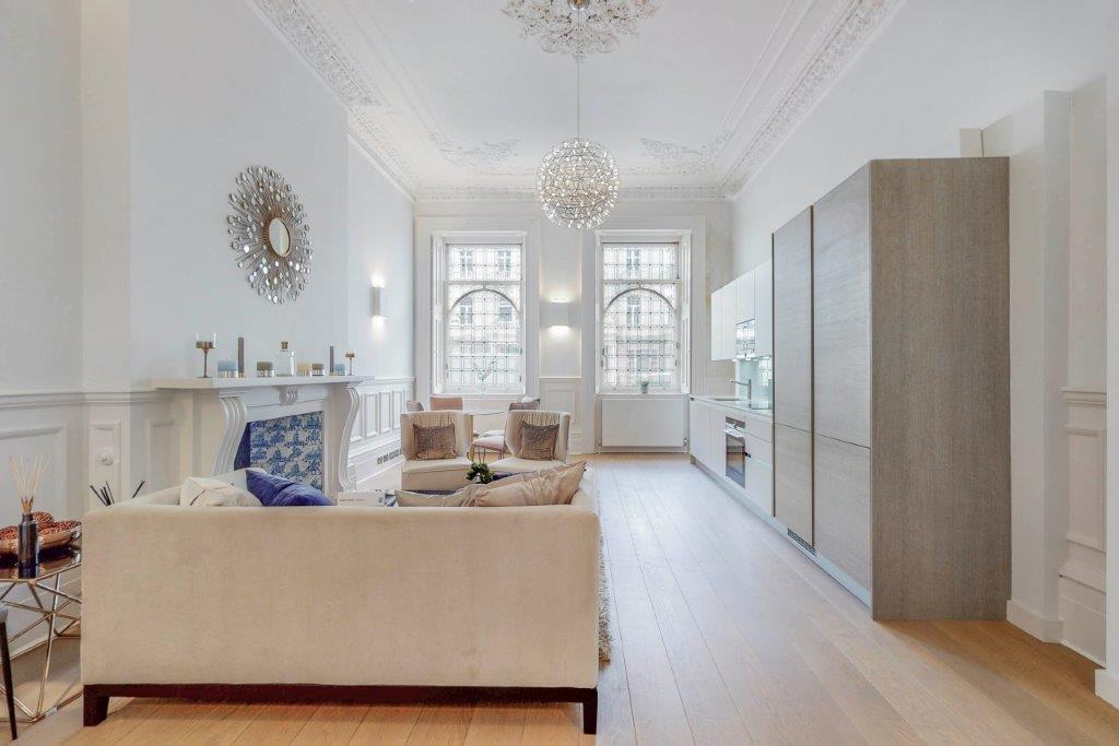 Flat Queen's Gate Terrace in Greater London