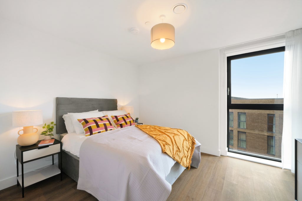 Flat Nicholsons Lane in Maidenhead