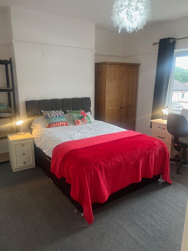 Room Bilbrough Gardens in Newcastle upon Tyne