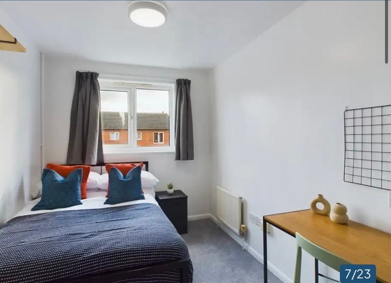 Room Sage Road in Leicester