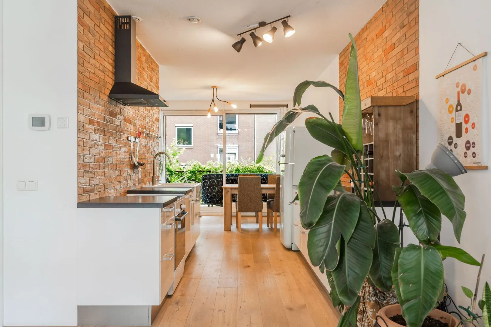 Appartement te koop: Makassarstraat 124B, Amsterdam