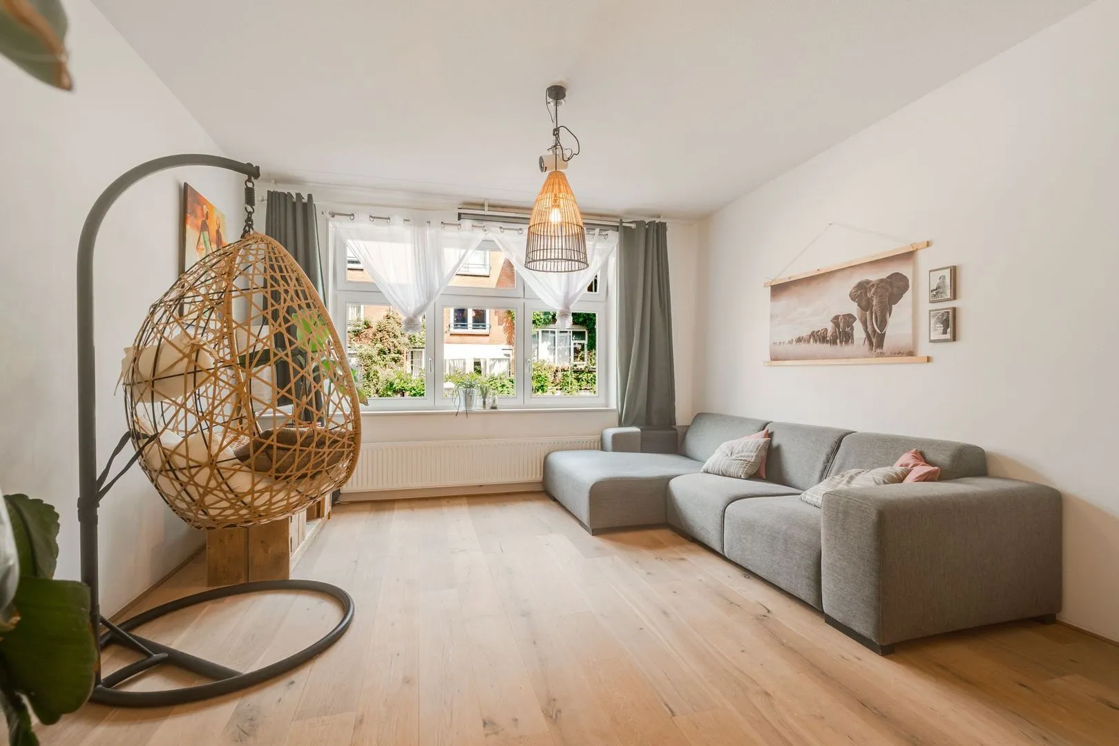 Appartement te koop: Makassarstraat 124B, Amsterdam