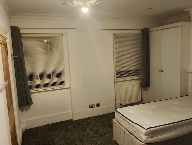 Room Trafalgar Avenue in Greater London