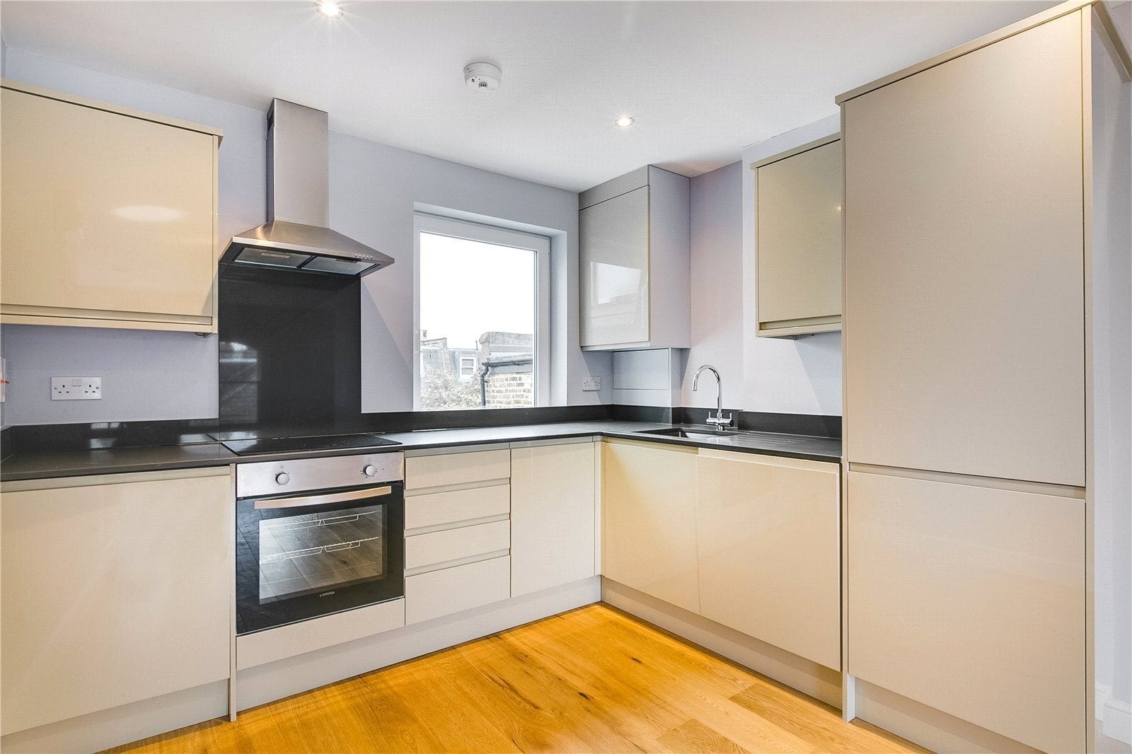 Flat Delaford Street in Greater London
