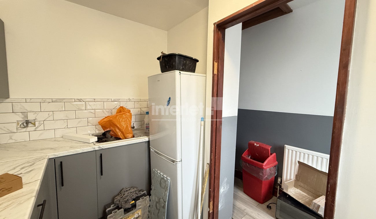 Flat Whitchurch Road in Cardiff