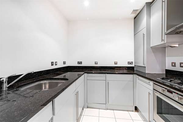 Flat Gillingham Street in City of Westminster